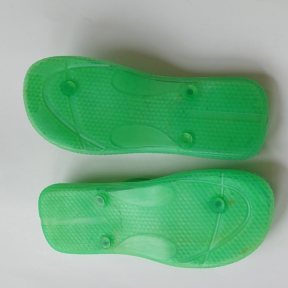 🦋Flip flops NWOT - Picture 4 of 6